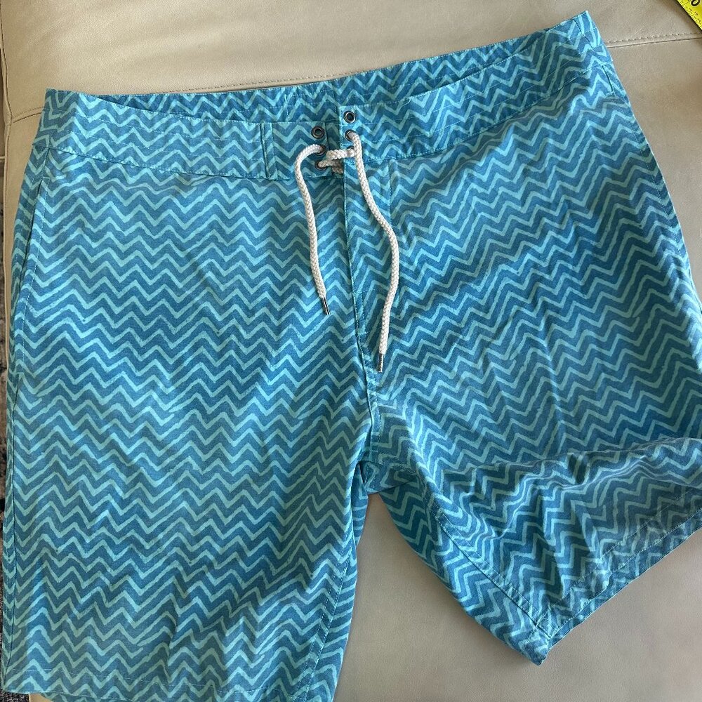 Faherty Aqua zig zag board shorts.  Size 38